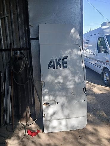 стекло на мерседес спринтер: Дверь Задняя левая Mercedes-Benz, Б/у — 1