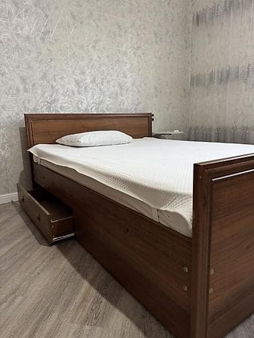 комоды шкафы тумбы: Спальный гарнитур, Б/у, Двуспальная кровать, ДСП, цвет - Коричневый — 2