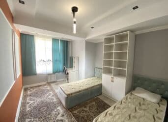 чистка ковер: Сдаю 3 х ком квартиру район Ынтымак парка на длительный срок 900$ со — 6