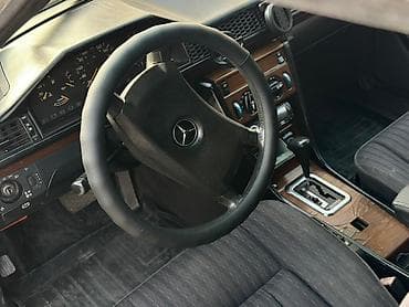 Транспорт: Mercedes-Benz W124: 1990 г., 2.3 л, Автомат, Бензин, Седан — 1