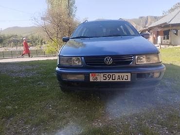 Volkswagen Passat Variant: 1994 г., 2 л, Механика, Бензин, Универсал