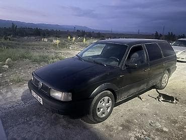 авто мотор: Volkswagen Passat Variant: 1990 г., Универсал — 2