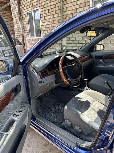 мега авто: Chevrolet Lacetti: 2004 г., 1.8 л, Автомат, Бензин, Седан — 3