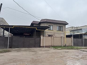 токмок 2025: Продается двух этажный дом 10 соток ! в с. Новопокровка На первом — 1