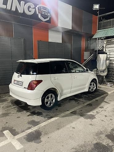 Toyota Ist: 2003 г., Автомат, Бензин, Хэтчбэк