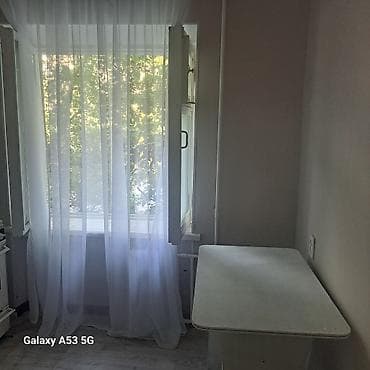 osh flat: 1 комната, 31 м², Юг-2 мкр Индивидуалка, 3 этаж, Свежий ремонт — 4