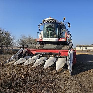 сельхозтехника комбайн: Комбайн зерноуборочный Rostselmash Vector 410 с кукурузной жаткой — 3