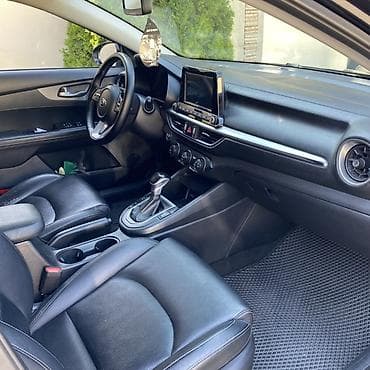 Транспорт: Kia K3: 2019 г., 1.6 л, Вариатор, Бензин, Седан — 7