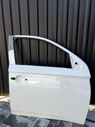 фары стопы: Дверь Комплект Mitsubishi, Б/у, Оригинал — 2