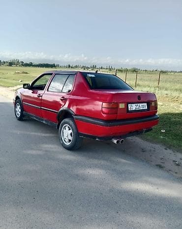 1221 2: Volkswagen Golf: 1993 г., 1.8 л, Бензин, Хэтчбэк — 9