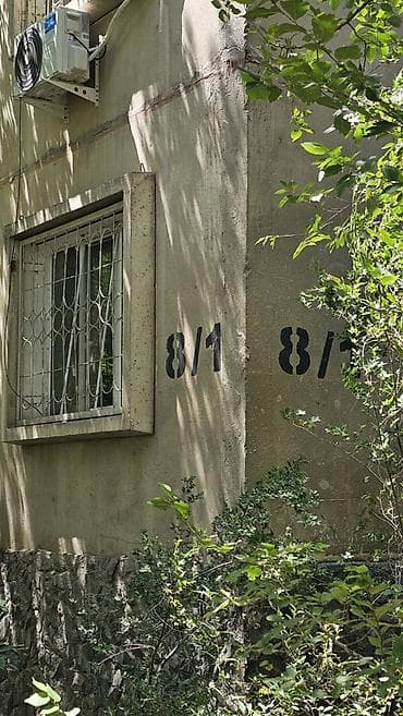 8: 2 комнаты, 45 м², 8 мкр Индивидуалка, 4 этаж, Косметический ремонт — 3