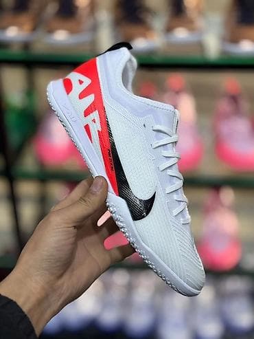 обувь спортивная: Мужские кроссовки, 41, Nike, Новый, цвет - Белый — 1