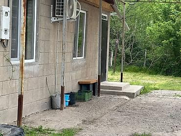 вагон нарын: Продаётся дом с хозяйственными постройками и просторным участком,база — 9