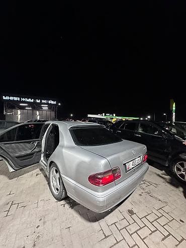 Продажа авто: Mercedes-Benz E-Class: 2001 г., 2.8 л, Автомат, Бензин, Седан — 3