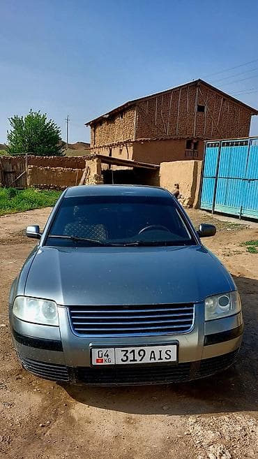 Volkswagen Passat: 2002 г., 2 л, Механика, Бензин, Седан