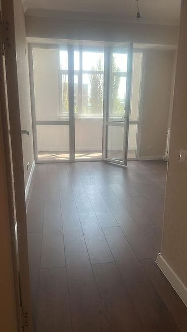 Недвижимость: 1 комната, 42 м², Элитка, 4 этаж — 1