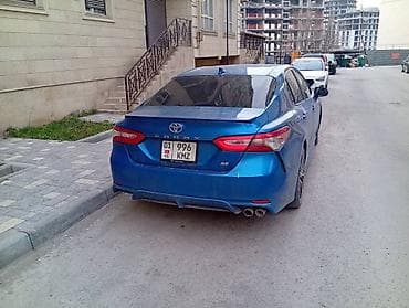 corolla spacio: Toyota Camry: 2019 г. — 5