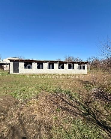 каретный двор: 10 соток — 1