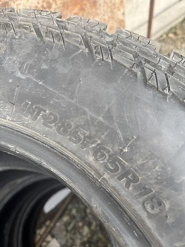 bmw e 28: Комплект из 4 внедорожных шин A/T. Параметры: - Размер: LT285/65 R18 — 2