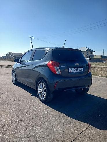 subaru forester 2021: Chevrolet Spark: 2019 г., 1 л, Вариатор, Бензин, Хэтчбэк — 3