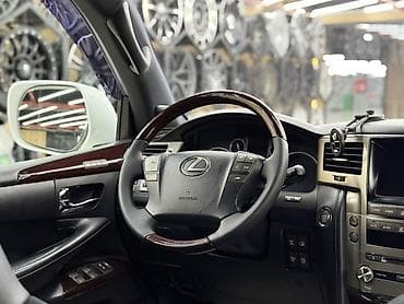 внедорожный картинг: Lexus LX: 2014 г., 5.7 л, Автомат, Бензин, Внедорожник — 5