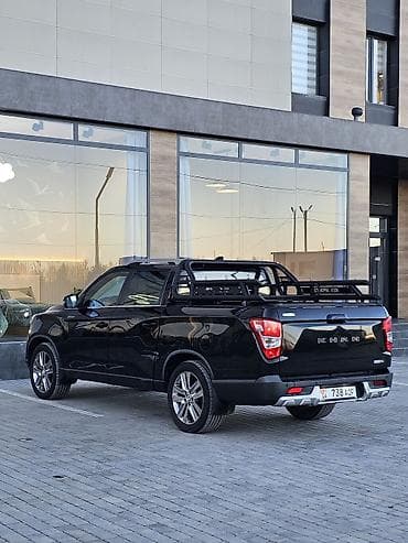 горить: Ssangyong Rexton Khan: 2019 г., 2.2 л, Автомат, Дизель, Пикап — 3