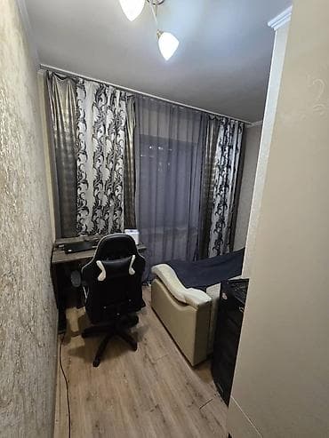 Недвижимость: 4 комнаты, 82 м², 105 серия, 2 этаж, Старый ремонт — 9