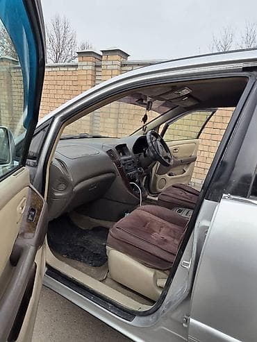 себе: Toyota Harrier: 2000 г., 3 л, Бензин — 3
