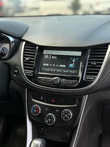 переключатель скоростей: Chevrolet Trax: 2019 г., 1.4 л, Автомат, Бензин, Кроссовер — 1