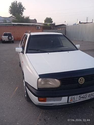 yuan up: Volkswagen Golf: 1994 г., 1.8 л, Механика, Бензин, Универсал — 9