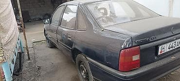 Opel Vectra: 1991 г., 1.8 л, Бензин, Седан — 1