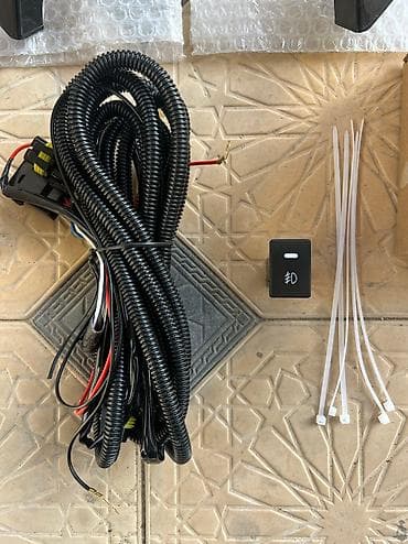 w210 e280: Комплект противотуманных фар Toyota 2023 г., Б/у, Аналог, ОАЭ — 7