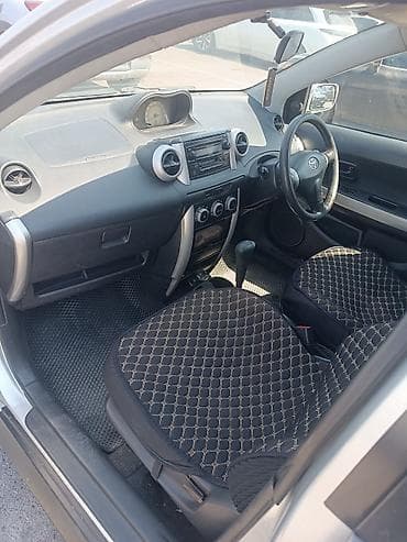 Toyota Ist: 2003 г., Автомат, Бензин, Хэтчбэк — 5