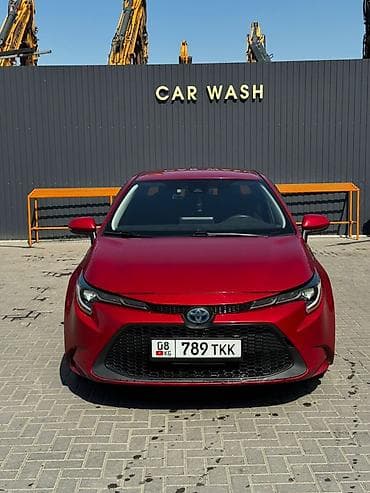 prius v: Toyota Corolla: 2020 г., Вариатор, Гибрид, Седан — 1