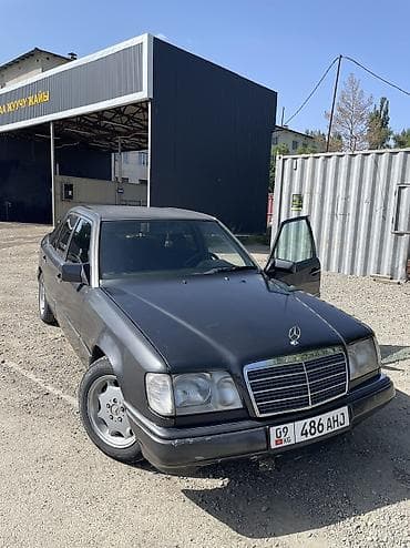 mini car: Mercedes-Benz W124: 1993 г., 2.2 л, Механика, Бензин, Седан — 9