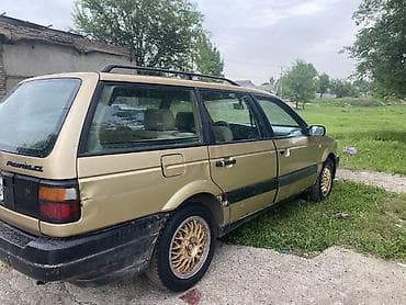 Volkswagen: Volkswagen Passat Variant: 1988 г., 1.8 л, Механика, Бензин, Универсал — 5