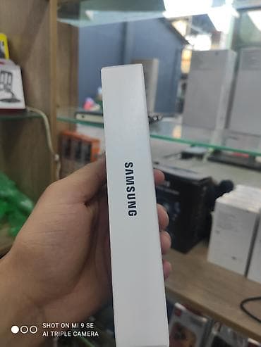 samsun s8: Samsung Galaxy A17, Новый, 128 ГБ, цвет - Голубой — 2