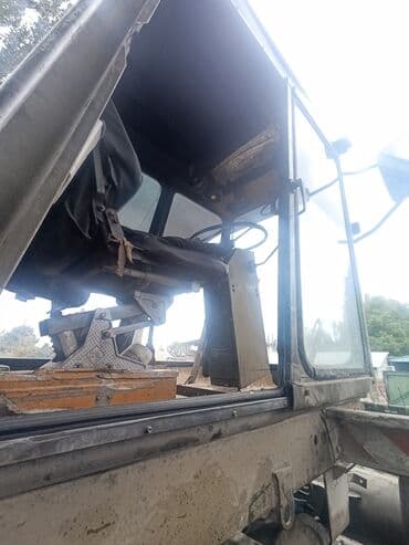 купить шины в бишкеке бу: Автогрейдер (дорожный грейдер) на пневмоколёсном ходу. Характеристики — 7