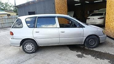 tayota funcargo: Toyota Ipsum: 1997 г., Автомат, Бензин, Минивэн — 3