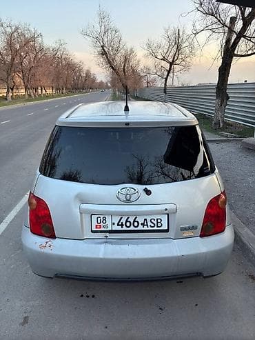 m5 e34: Toyota Ist: 2003 г., 1.3 л, Автомат, Бензин — 6