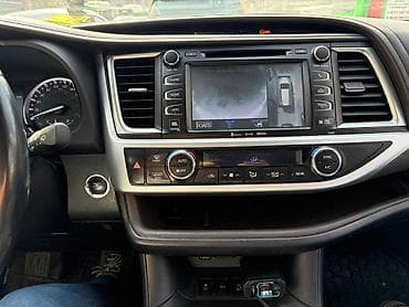 byd e3: Toyota Highlander: 2019 г., 3.5 л, Автомат, Бензин, Кроссовер — 7
