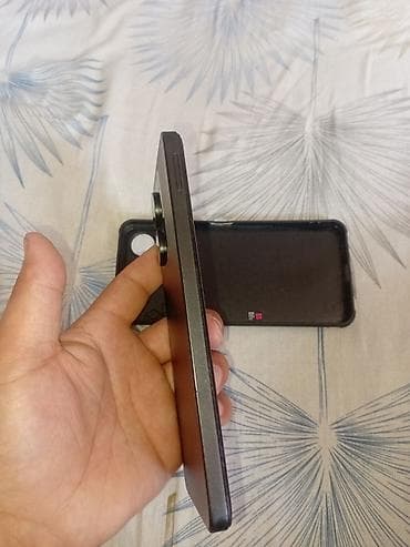 second tech: Redmi, Redmi 13C, Б/у, 256 ГБ, цвет - Черный, 2 SIM — 3