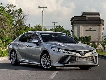 Toyota Camry: 2019 г., 2.5 л, Автомат, Гибрид, Седан