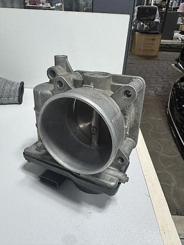 Унаа тетиктери: Дроссел жапкыч Renault — 2