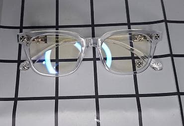 Hrome Hearts 🤍❄️ - Форма: прямоугольная, универсальная посадка. -