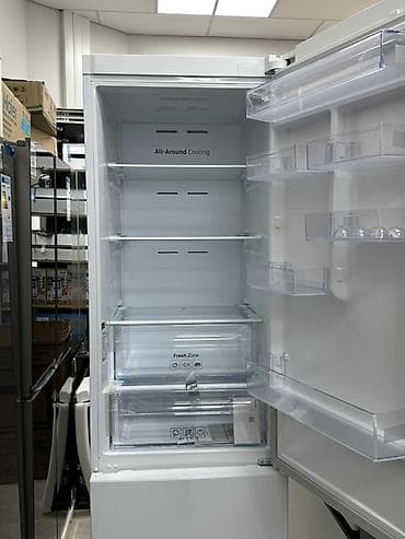 вертикальная морозилка: Холодильник Samsung RB37A5200WW с - Технология No Frost - Электронное — 5