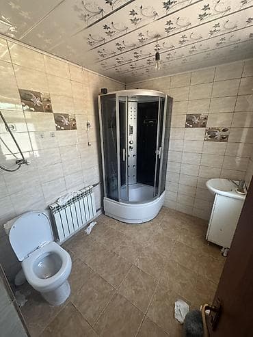 mega hous: 🏡 Продается дом в Бишкек, район парка Тулебердиева 🌳 ▪️ 4 комнат ▪️ — 10
