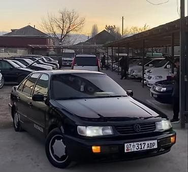 пассо: Volkswagen Passat: 1994 г., Седан — 1