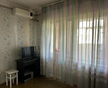 часы адидас: Гарнитур для зала, Б/у, Тумба под ТВ, МДФ, цвет - Коричневый — 1