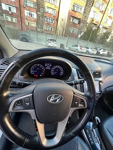 corolla e150: Hyundai Accent: 2019 г., Седан — 5